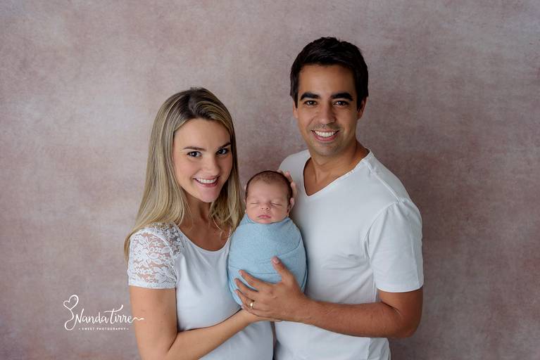 newborn-ensaio-fotografico-fotografia-foto-fotografa-book-bebê-baby-recem-nascido-maternidade-estúdio-barra-da-tijuca-parto-nascimento-mãe-rio-de-janeiro-rj-primeiros-dias-sessão-família-nanda-tirre-recreio-perinatal-laranjeiras-doula-obstetra-pediatra