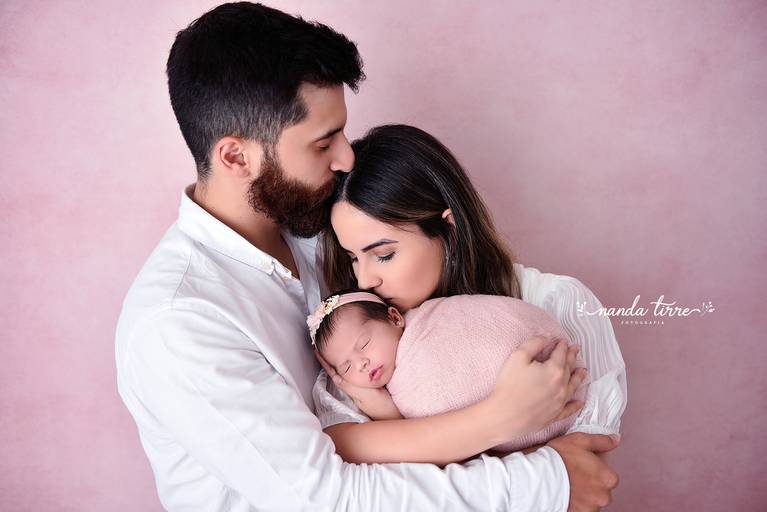 newborn-ensaio-fotografico-fotografia-foto-fotografa-book-bebê-baby-recem-nascido-maternidade-estúdio-teresópolis-varzea-agrioes-parto-nascimento-mãe-rio-de-janeiro-rj-sessão-família-nanda-tirre-perinatal-hctco-hospital-clínicas-doula-obstetra-pediatra