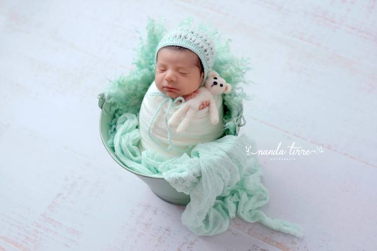 newborn-ensaio-fotografico-fotografia-foto-fotografa-book-bebê-baby-recem-nascido-maternidade-estúdio-barra-da-tijuca-parto-nascimento-mãe-rio-de-janeiro-rj-primeiros-dias-sessão-família-nanda-tirre-recreio-perinatal-laranjeiras-doula-obstetra-pediatra