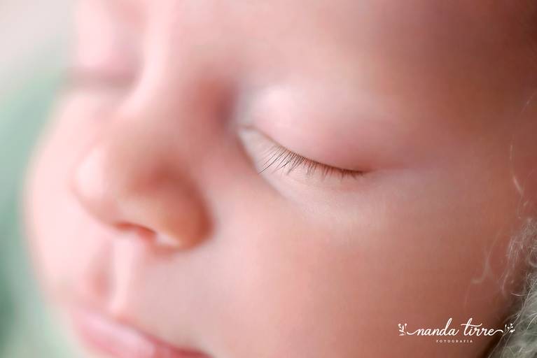 newborn-ensaio-fotografico-fotografia-foto-fotografa-book-bebê-baby-recem-nascido-maternidade-estúdio-barra-da-tijuca-parto-nascimento-mãe-rio-de-janeiro-rj-primeiros-dias-sessão-família-nanda-tirre-recreio-perinatal-laranjeiras-doula-obstetra-pediatra