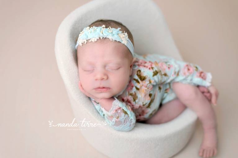 newborn-ensaio-fotografico-fotografia-foto-fotografa-book-bebê-baby-recem-nascido-maternidade-estúdio-barra-da-tijuca-parto-nascimento-mãe-rio-de-janeiro-rj-primeiros-dias-sessão-família-nanda-tirre-recreio-perinatal-laranjeiras-doula-obstetra-pediatra