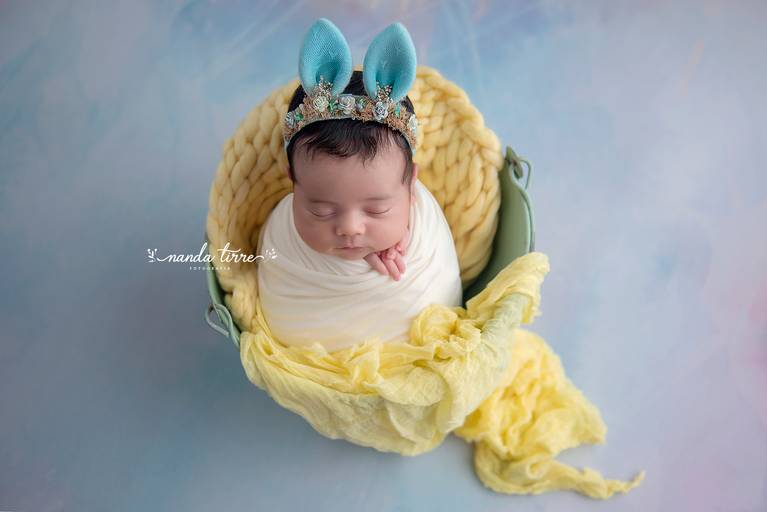 newborn-ensaio-fotografico-fotografia-foto-fotografa-bebê-recem-nascido-maternidade-estúdio-teresópolis-parto-nascimento-mãe-rio-de-janeiro-rj-sessão-família-nanda-tirre-perinatal-hctco-hospital-clínicas-doula-obstetra-arco-iris-idealiza-várzea-agriões