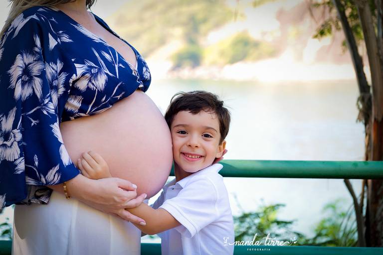 gestante-gravida-estudio-fotografia-fotografico-rio-de-janeiro-rj-nanda-tirre-fotografo-ensaio-foto-book-barra-da-tijuca-gravidez-gestação-pregnant-maternidade-maternity-bebê-baby-nascimento-filho-filha-mãe-externo-parque-praia-recreio-peninsula-zona-sul