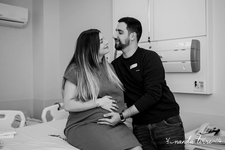 parto-nascimento-newborn-fotografia-foto-fotografa-bebê-berçario-recem-nascido-maternidade-mãe-família-nanda-tirre-cesarea-natural-humanizado-obstetra-pediatra-perinatal-hctco-idealiza-hospital-clinicas-doula-nascer-nasceu-teresopolis-rj-rio de janeiro
