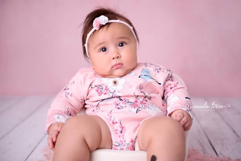 fotografia-foto-fotografa-book-bebê-baby-acompanhamento-perinatal-teresopolis-hctco-mãe-pai-mês-meses-três-seis-nove-doze-smash-cake-família-nanda-tirre-estúdio-fotografico-primeiro-ano-1-um-cenário-menina-rj-menino-ensaio-sessão-trimestral-mensal-rio