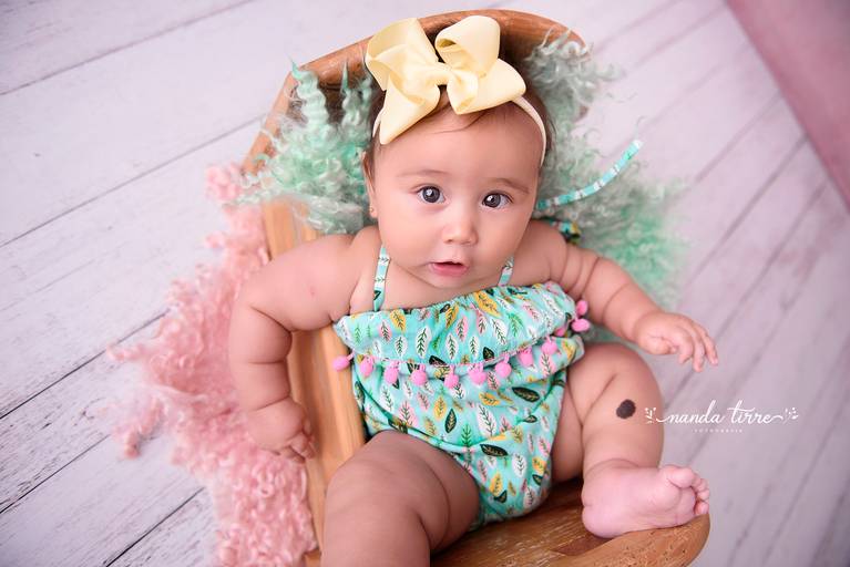 fotografia-foto-fotografa-book-bebê-baby-acompanhamento-perinatal-teresopolis-hctco-mãe-pai-mês-meses-três-seis-nove-doze-smash-cake-família-nanda-tirre-estúdio-fotografico-primeiro-ano-1-um-cenário-menina-rj-menino-ensaio-sessão-trimestral-mensal-rio