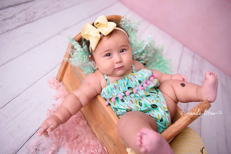 fotografia-foto-fotografa-book-bebê-baby-acompanhamento-perinatal-teresopolis-hctco-mãe-pai-mês-meses-três-seis-nove-doze-smash-cake-família-nanda-tirre-estúdio-fotografico-primeiro-ano-1-um-cenário-menina-rj-menino-ensaio-sessão-trimestral-mensal-rio