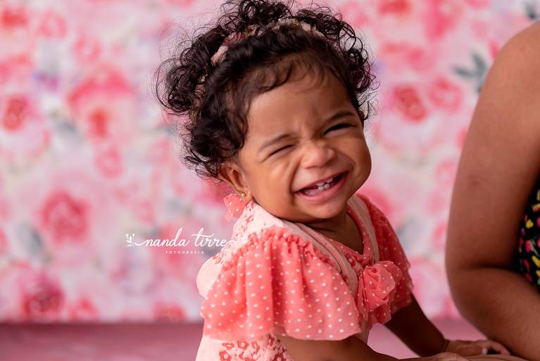 fotografia-foto-fotografa-book-bebê-baby-maternidade-acompanhamento-perinatal-teresopolis-hctco-mãe-pai-mês-meses-três-seis-nove-doze-smash-cake-família-nanda-tirre-estúdio-fotografico-primeiro-ano-1-um-cenário-menina-rj-menino-ensaio-sessão-trimestral