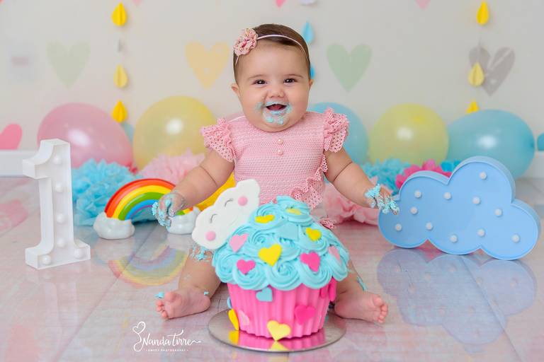 smash-the-cake-aniversario-bolo-bebes-crianças-zona-sul-rio-de-janeiro-rj-nanda-tirre-fotografo-ensaio-foto-book-jardim-botanico-barra-da-tijuca-bebê-baby-filho-filha-estudio-fotografico-festa-1-aninho-ano-fotografia-fotografa-maternidade-parabens-bolo