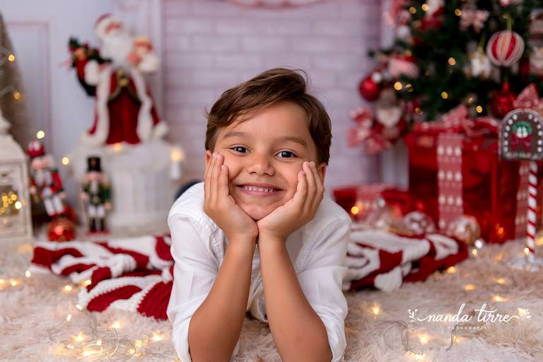 mini-sessao-tematica-ensaio-estudio-fotografico-rj-rio-de-janeiro-foto-book-infantil-bebes-fotografia-fotografo-fotografa-nanda-tirre-barra-da-tijuca-zona-sul-carnaval-pascoa-maes-festa-junina-natal-ano-novo-crianças-criancas-junino-pais-recreio