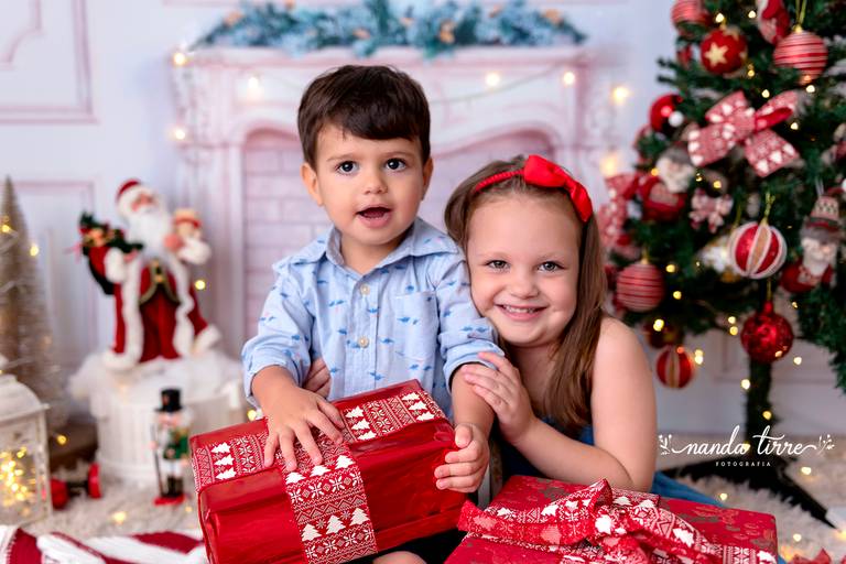 mini-sessao-tematica-ensaio-estudio-fotografico-rj-rio-de-janeiro-foto-book-infantil-bebes-fotografia-fotografo-fotografa-nanda-tirre-barra-da-tijuca-zona-sul-carnaval-pascoa-maes-festa-junina-natal-ano-novo-crianças-criancas-junino-pais-recreio