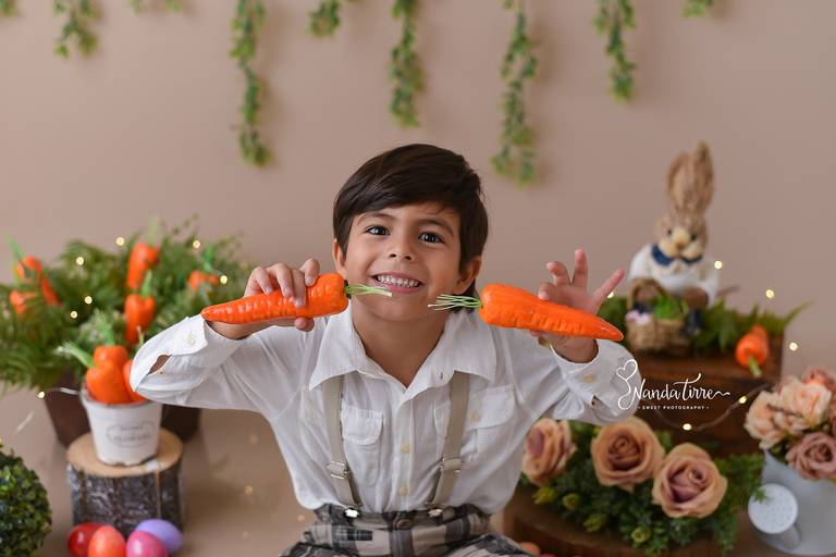 mini-sessao-tematica-ensaio-estudio-fotografico-rj-rio-de-janeiro-foto-book-infantil-bebes-fotografia-fotografo-fotografa-nanda-tirre-barra-da-tijuca-zona-sul-carnaval-pascoa-maes-festa-junina-natal-ano-novo-crianças-criancas-junino-pais-recreio