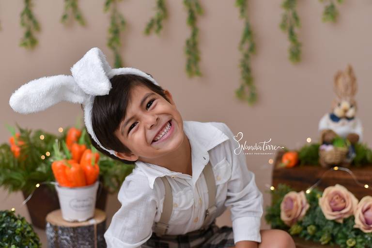 mini-sessao-tematica-ensaio-estudio-fotografico-rj-rio-de-janeiro-foto-book-infantil-bebes-fotografia-fotografo-fotografa-nanda-tirre-barra-da-tijuca-zona-sul-carnaval-pascoa-maes-festa-junina-natal-ano-novo-crianças-criancas-junino-pais-recreio