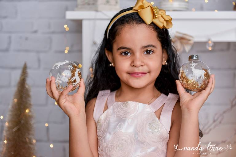 mini-sessao-tematica-ensaio-estudio-fotografico-rj-rio-de-janeiro-foto-book-infantil-bebes-fotografia-fotografo-fotografa-nanda-tirre-barra-da-tijuca-carnaval-pascoa-mães-festa-junina-natal-ano-novo-crianças-criancas-junino-pais-teresópolis-especial-mãe