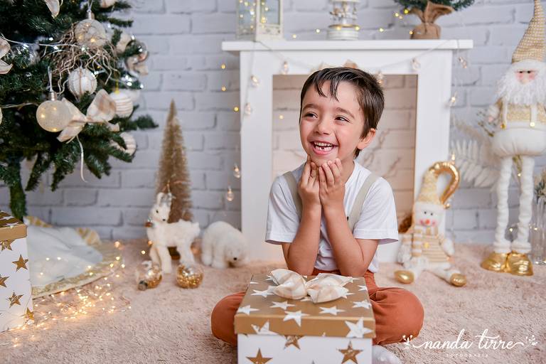 mini-sessao-tematica-ensaio-estudio-fotografico-rj-rio-de-janeiro-foto-book-infantil-bebes-fotografia-fotografo-fotografa-nanda-tirre-barra-da-tijuca-carnaval-pascoa-mães-festa-junina-natal-ano-novo-crianças-criancas-junino-pais-teresópolis-especial-mãe