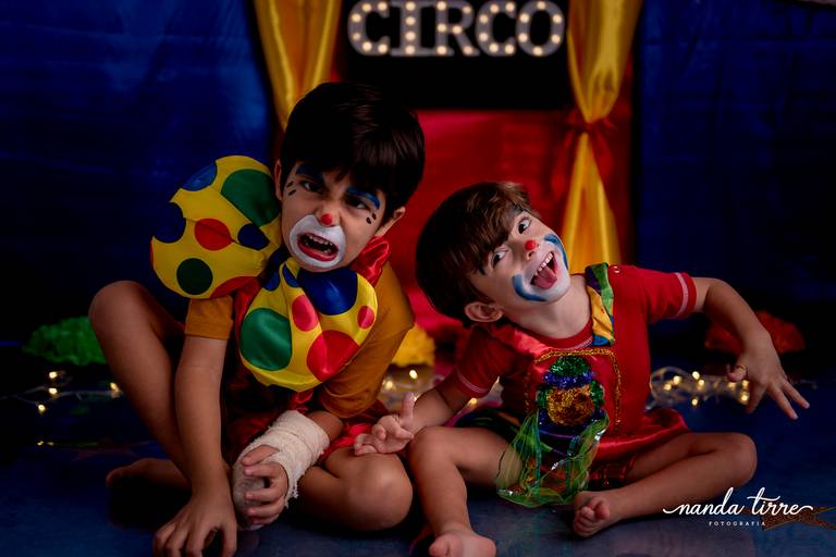 mini-sessao-tematica-ensaio-estudio-fotografico-rj-rio-de-janeiro-foto-book-infantil-bebes-fotografia-fotografo-fotografa-nanda-tirre-barra-da-tijuca-zona-sul-carnaval-pascoa-maes-festa-junina-natal-ano-novo-crianças-criancas-junino-pais-recreio