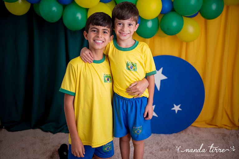 mini-sessao-tematica-ensaio-estudio-fotografico-rj-rio-de-janeiro-foto-book-infantil-bebes-fotografia-fotografo-fotografa-nanda-tirre-barra-da-tijuca-carnaval-pascoa-mães-festa-junina-natal-ano-novo-crianças-criancas-junino-pais-teresópolis-especial-mãe