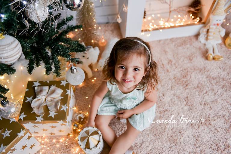 mini-sessao-tematica-ensaio-estudio-fotografico-rj-rio-de-janeiro-foto-book-infantil-bebes-fotografia-fotografo-fotografa-nanda-tirre-barra-da-tijuca-carnaval-pascoa-mães-festa-junina-natal-ano-novo-crianças-criancas-junino-pais-teresópolis-especial-mãe