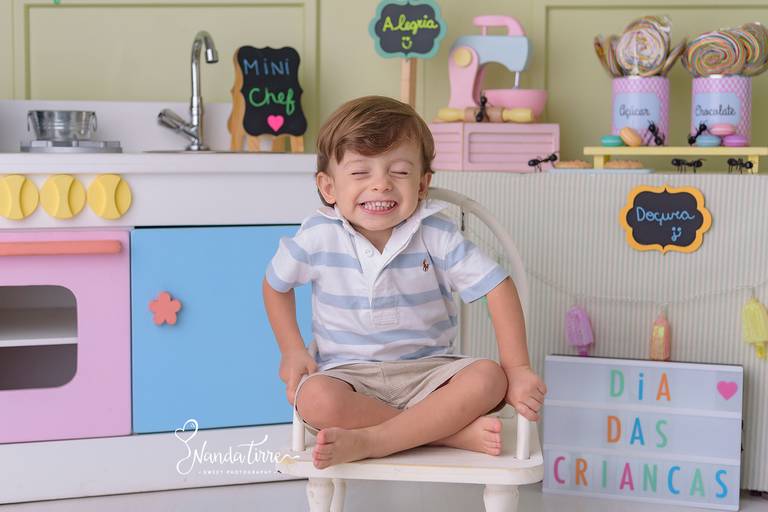 mini-sessao-tematica-ensaio-estudio-fotografico-rj-rio-de-janeiro-foto-book-infantil-bebes-fotografia-fotografo-fotografa-nanda-tirre-barra-da-tijuca-zona-sul-carnaval-pascoa-maes-festa-junina-natal-ano-novo-crianças-criancas-junino-pais-recreio