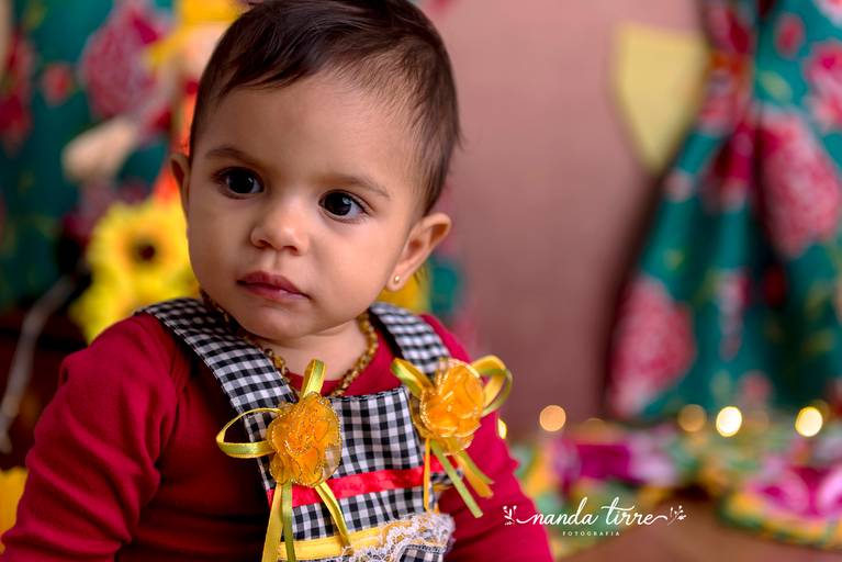 mini-sessao-tematica-ensaio-estudio-fotografico-rj-rio-de-janeiro-foto-book-infantil-bebes-fotografia-fotografo-fotografa-nanda-tirre-barra-da-tijuca-zona-sul-carnaval-pascoa-maes-festa-junina-natal-ano-novo-crianças-criancas-junino-pais-recreio