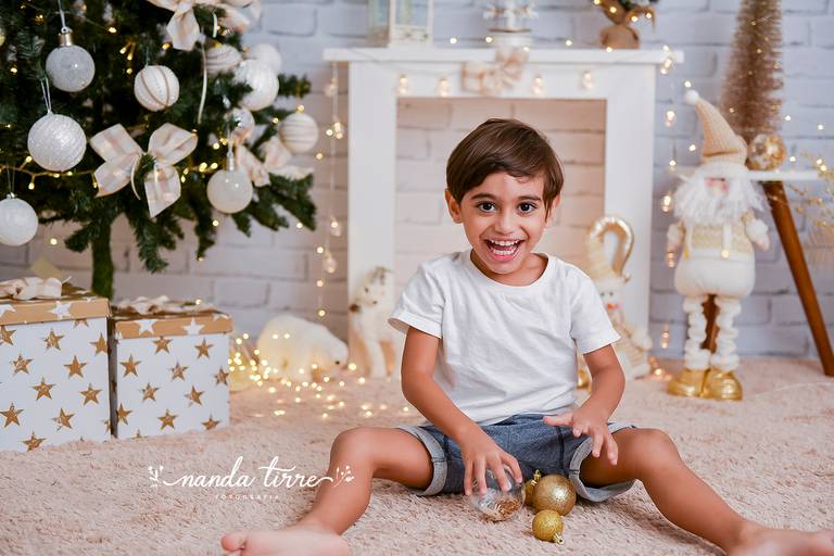 mini-sessao-tematica-ensaio-estudio-fotografico-rj-rio-de-janeiro-foto-book-infantil-bebes-fotografia-fotografo-fotografa-nanda-tirre-barra-da-tijuca-carnaval-pascoa-mães-festa-junina-natal-ano-novo-crianças-criancas-junino-pais-teresópolis-especial-mãe