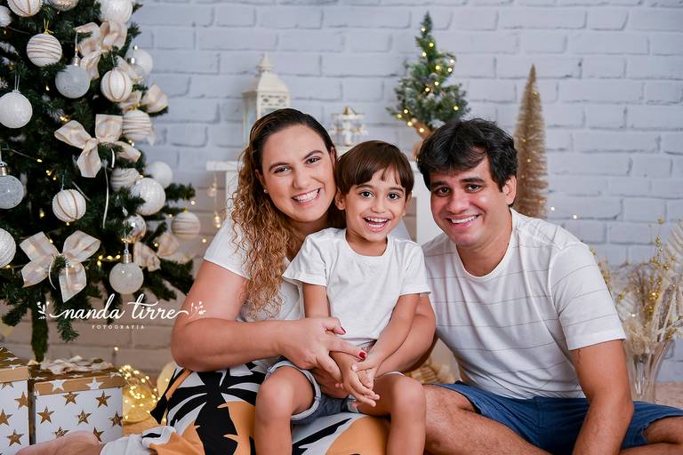 mini-sessao-tematica-ensaio-estudio-fotografico-rj-rio-de-janeiro-foto-book-infantil-bebes-fotografia-fotografo-fotografa-nanda-tirre-barra-da-tijuca-carnaval-pascoa-mães-festa-junina-natal-ano-novo-crianças-criancas-junino-pais-teresópolis-especial-mãe