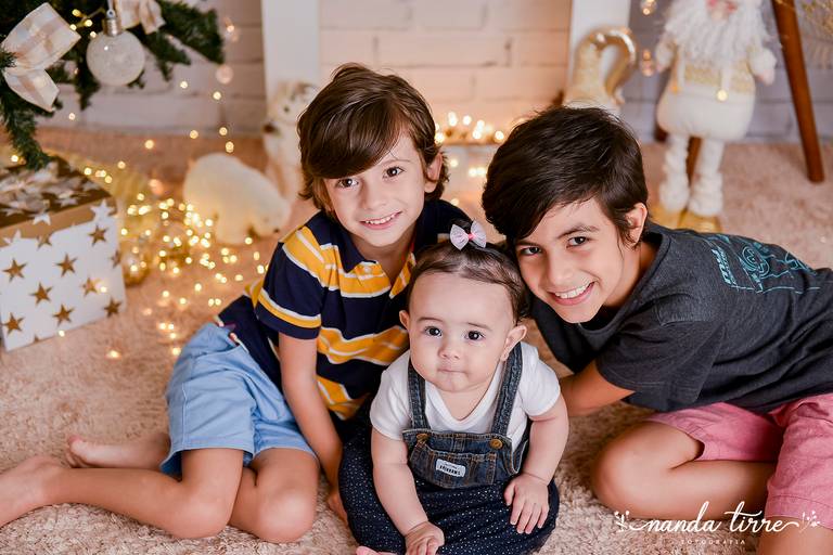 mini-sessao-tematica-ensaio-estudio-fotografico-rj-rio-de-janeiro-foto-book-infantil-bebes-fotografia-fotografo-fotografa-nanda-tirre-barra-da-tijuca-carnaval-pascoa-mães-festa-junina-natal-ano-novo-crianças-criancas-junino-pais-teresópolis-especial-mãe