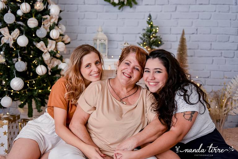 mini-sessao-tematica-ensaio-estudio-fotografico-rj-rio-de-janeiro-foto-book-infantil-bebes-fotografia-fotografo-fotografa-nanda-tirre-barra-da-tijuca-carnaval-pascoa-mães-festa-junina-natal-ano-novo-crianças-criancas-junino-pais-teresópolis-especial-mãe