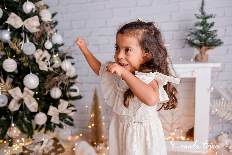 mini-sessao-tematica-ensaio-estudio-fotografico-rj-rio-de-janeiro-foto-book-infantil-bebes-fotografia-fotografo-fotografa-nanda-tirre-barra-da-tijuca-carnaval-pascoa-mães-festa-junina-natal-ano-novo-crianças-criancas-junino-pais-teresópolis-especial-mãe