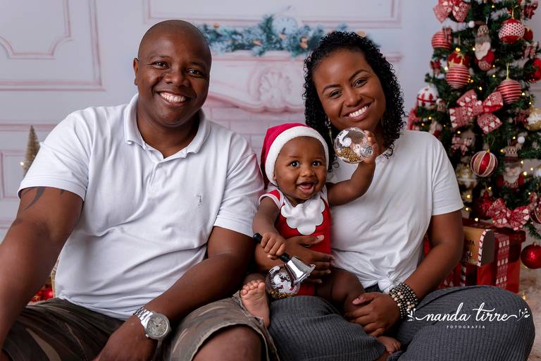 mini-sessao-tematica-ensaio-estudio-fotografico-rj-rio-de-janeiro-foto-book-infantil-bebes-fotografia-fotografo-fotografa-nanda-tirre-barra-da-tijuca-zona-sul-carnaval-pascoa-maes-festa-junina-natal-ano-novo-crianças-criancas-junino-pais-recreio