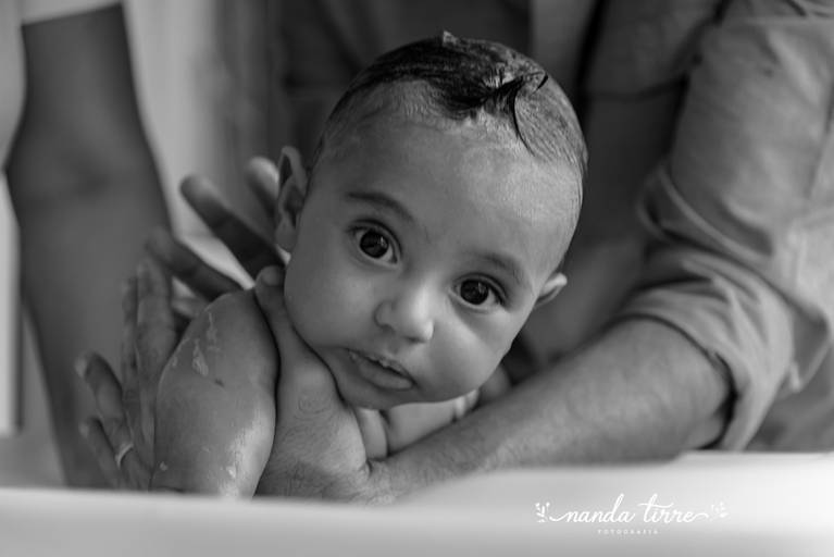 ensaio-fotografico-bebê-lifestyle-criança-rio-de-janeiro-rj-fotografia-fotografo-nanda-tirre-recem-nascido-amamentacao-pai-mae-maternidade-gravida-gestante-filho-filha-barra-da-tijuca-zona-sul-familia-recreio-peninsula-perinatal-parto-nascimento-mês-baby