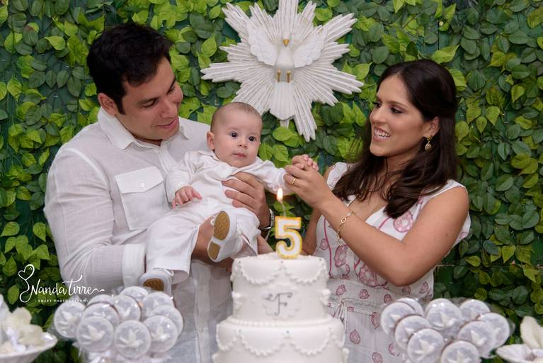batizado-igreja-católica-rj-rio de janeiro-teresópolis-fotos-foto-fotografia-fotógrafo-batismo-missa-padre-book-matriz-catolicismo-fotógrafa-bebê-criança-mãe-maternidade-padrinho-madrinha