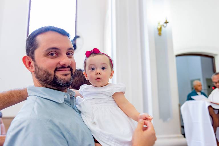 batizado-igreja-católica-rj-rio de janeiro-teresópolis-fotos-foto-fotografia-fotógrafo-batismo-missa-padre-book-matriz-catolicismo-fotógrafa-bebê-criança-mãe-maternidade-padrinho-madrinha