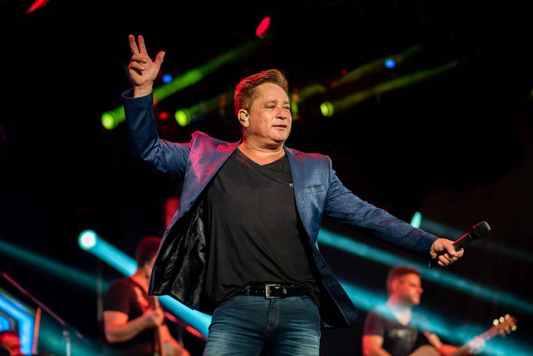 fotografo de shows espetaculos eventos cantor daniel em show corporativo na cidade de jau