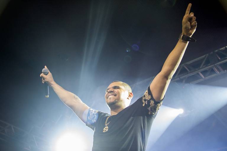 fotografo de shows espetaculos eventos cantor daniel em show corporativo na cidade de jau