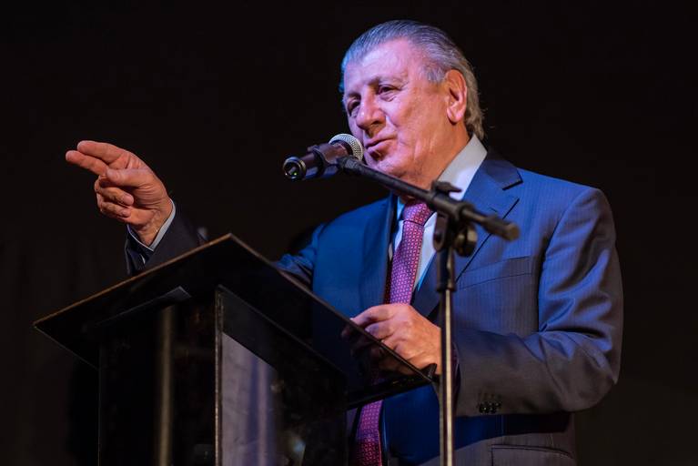 Fotógrafo profissional para eventos empresariais, congressos e convenções. Fotografia corporativa, retrato profissional, perfil para LinkedIn e branding pessoal.