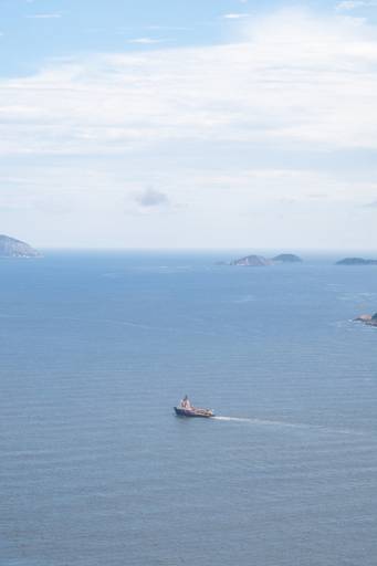 mar de niteroi, azul foto do mar