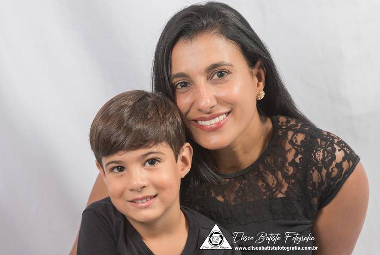 Filho e mamãe - foto dias das mães - Eliseu Batista Fotografia
