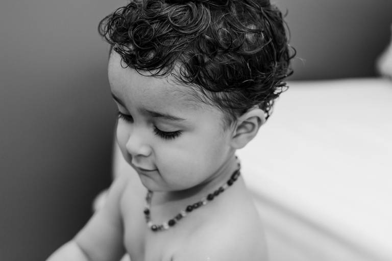 bebe brincando no quarto em caiaponia loja liderança
ensaio na fazenda 
ensaio familia
ensaio de bebe
caiaponia
fotografo caiaponia
roupas para bebe
look para ensaio 
roupas de criança 
fotografo goiania