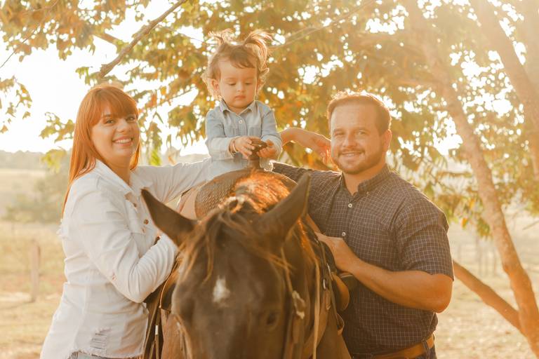 ensaio mae e filho 
ensaio mae e filha
ensaio familia
caiaponia 
fotografo em caiaponia
ensaio na fazenda
fotografo goiania
ensaio com cavalos