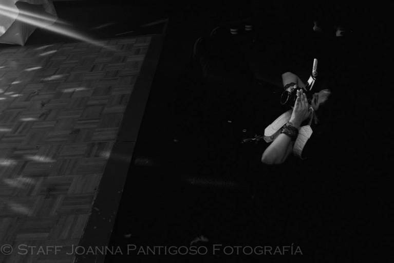 There are no angle I will not try, everything to have the best images for your wedding. This is why I love the most of being a documentary Wedding Photographer.