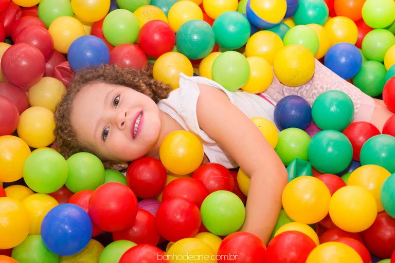 Fotografia de bebês e crianças - Banho de Arte