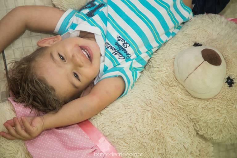 Fotografia de bebês e crianças - Banho de Arte