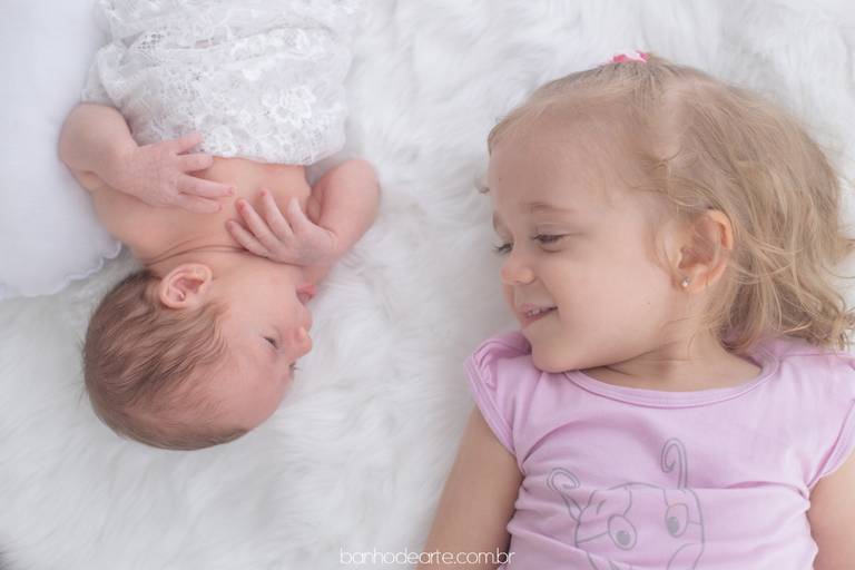 Fotografia de Recém-Nascidos (newborn) - Banho de Arte