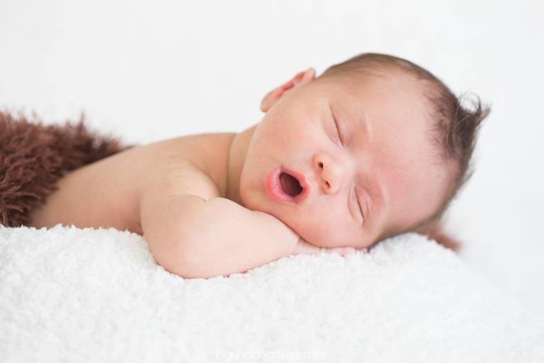 Fotografia de Recém-Nascidos (newborn) - Banho de Arte