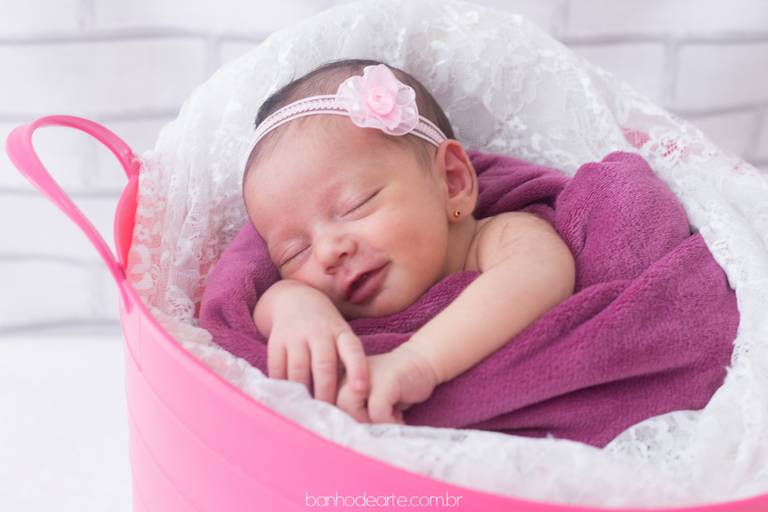 Fotografia de Recém-Nascidos (newborn) - Banho de Arte