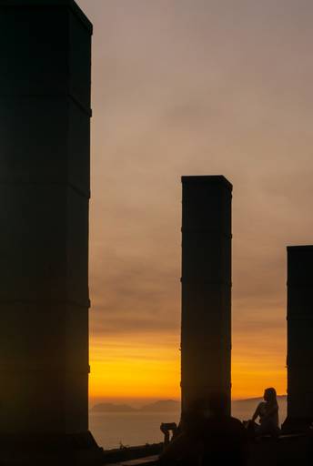 Miraflores Lima Peru sunset golden hour smartphone Bravo Fotografia 2022