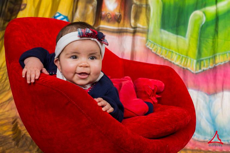 Menina fofinha na sessão Fotográfica de estúdio