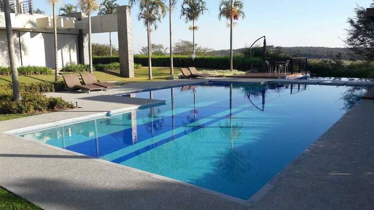 Detalhe da piscina - residência em Bragança Paulista