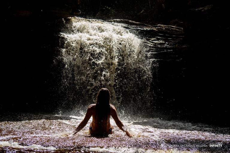 Cachoeira das Raizes